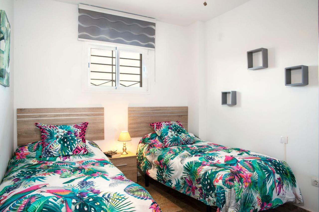 Urbanizacion Galera Sun Apartman Estepona Kültér fotó